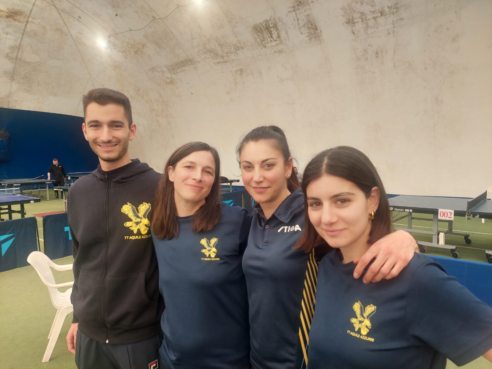 C femminile Porb Eagle Shark